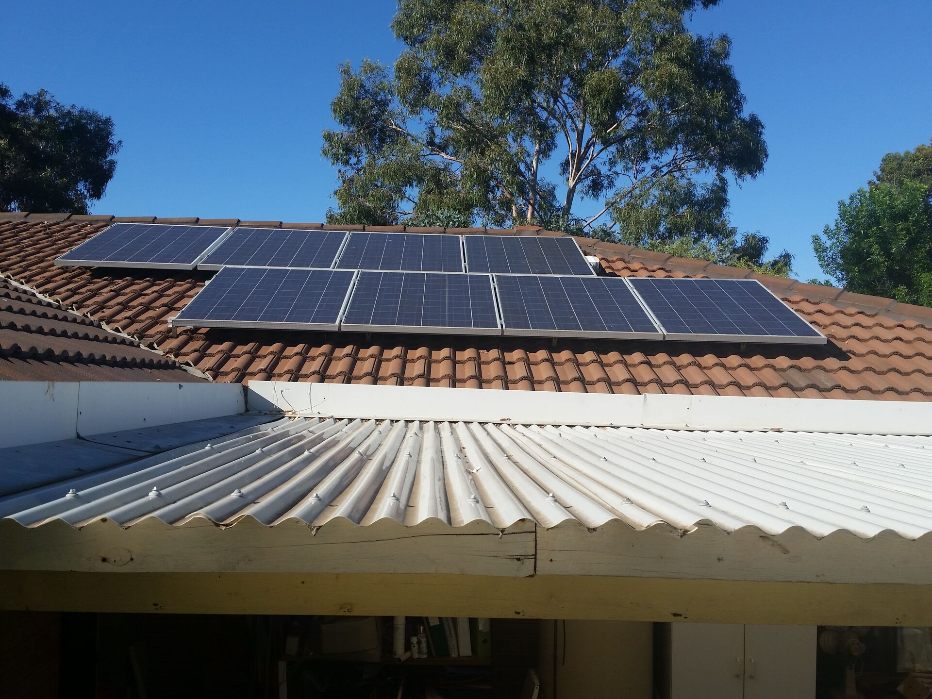 colmkay-solar-panels-2685357.jp